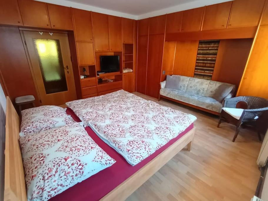 Modernes Apartment In Wien Bagian luar foto