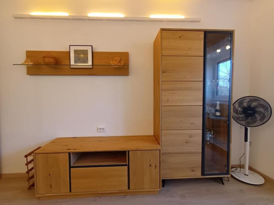 Modernes Apartment In Wien Bagian luar foto